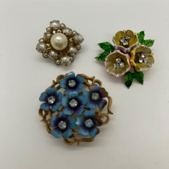 Estate Jewelry - Vintage Floral Brooch Lot Blue Flower Pearl  3D Enamel Pin Rhinestones Retro